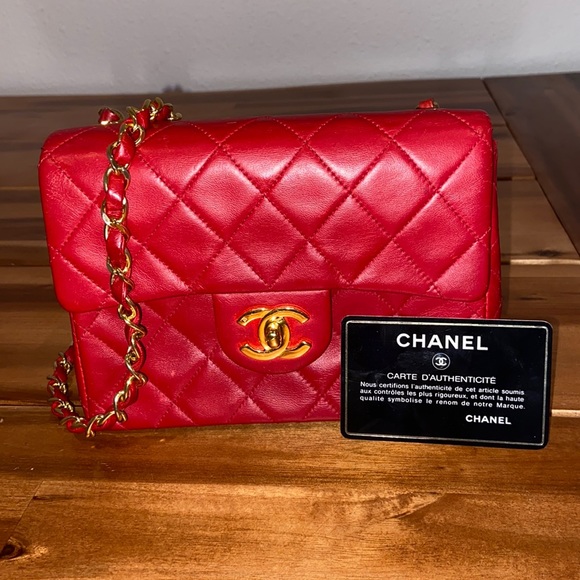 CHANEL Handbags - VINTAGE CHANEL BAG